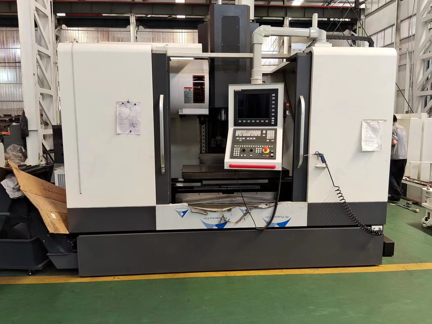 Heavy Equipment Manufacturers - High precision BT40 vertical machining center
