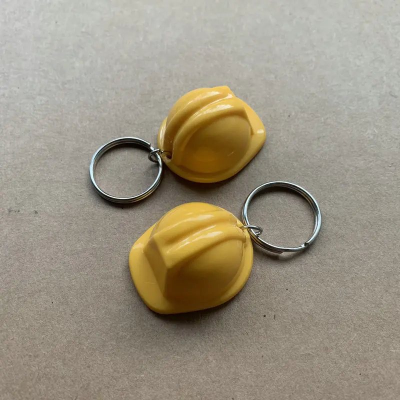 3D safety helmet keychain key  - Heavy Equipment Keychain のレビューと価格
